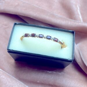 NWT** Garnet/Gold Clasp Bracelet